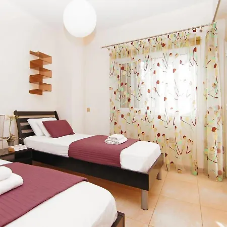 Emily By Interhome Villa *